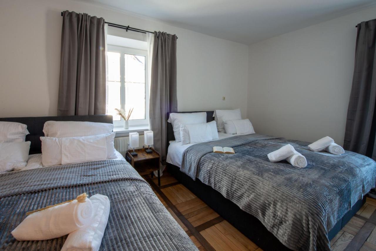 Bessa Homes 6 Personen 2 Schlafzimmer, 3 King Size, Betten, Balkon, Kueche Haag in Oberbayern Zewnętrze zdjęcie