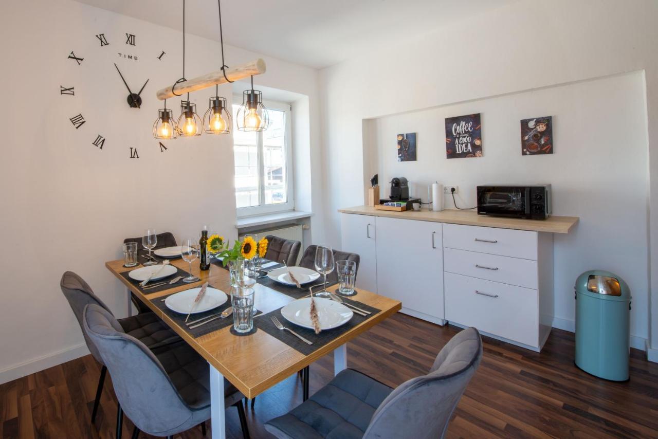 Bessa Homes 6 Personen 2 Schlafzimmer, 3 King Size, Betten, Balkon, Kueche Haag in Oberbayern Zewnętrze zdjęcie