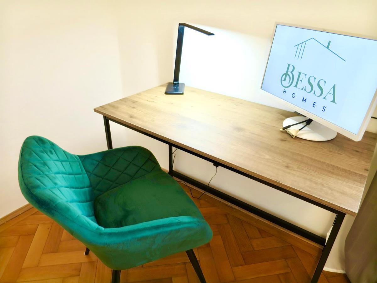 Bessa Homes 6 Personen 2 Schlafzimmer, 3 King Size, Betten, Balkon, Kueche Haag in Oberbayern Zewnętrze zdjęcie